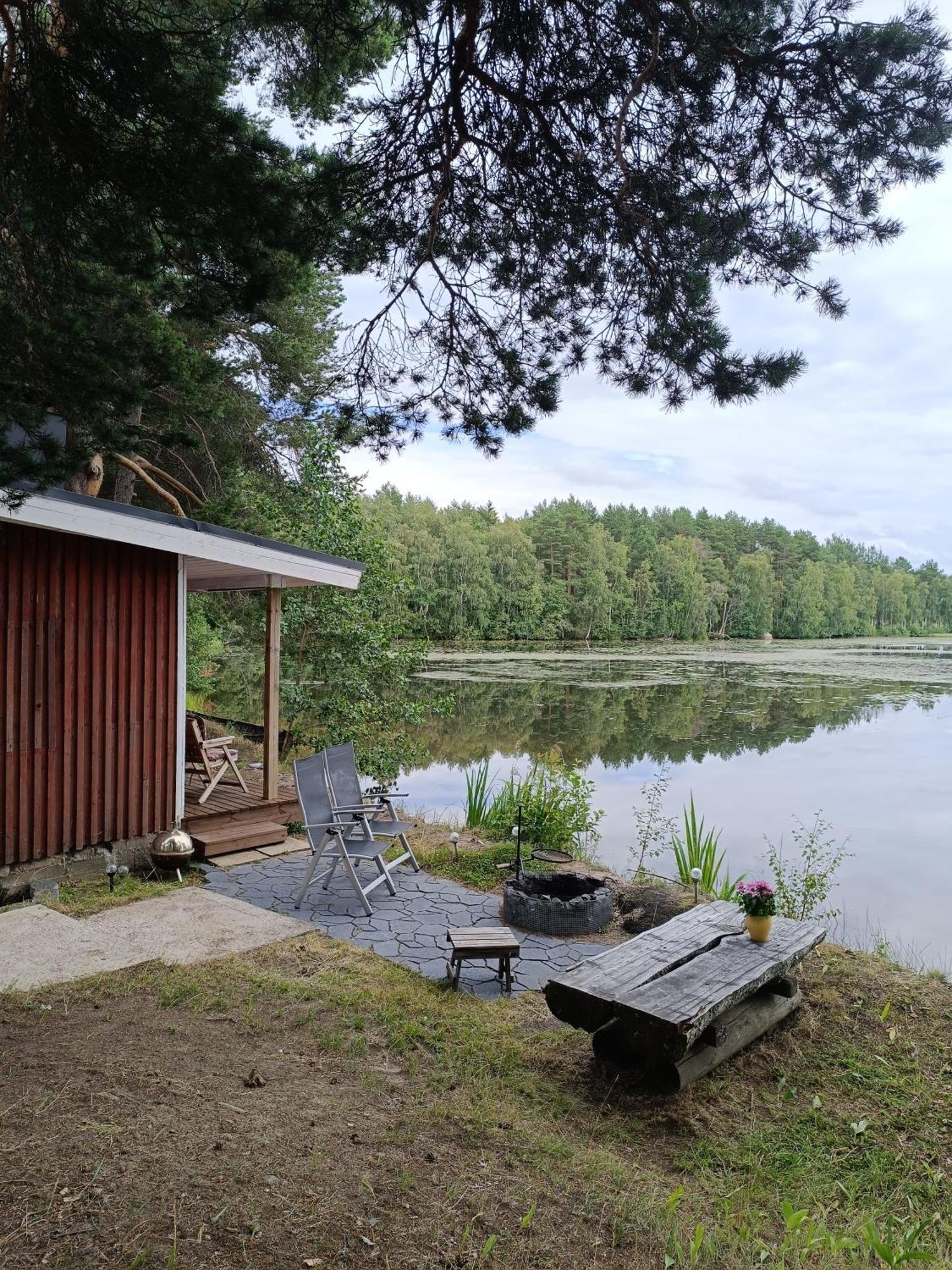 Old Finnish Lakeside Cottage With Sauna Oulu Exteriér fotografie